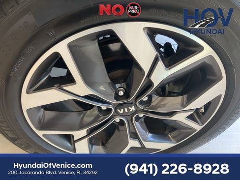 Used 2020 Kia Sportage EX FWD image 11