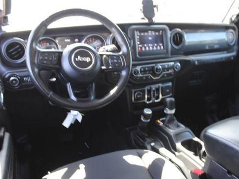 Used 2022 Jeep Wrangler Unlimited Sport AWD/4WD image 15