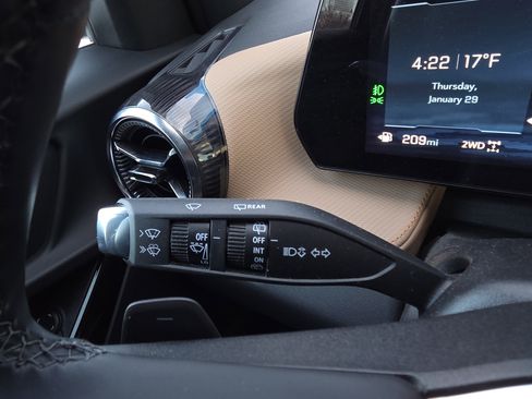 Used 2025 Chevrolet Equinox ACTIV w/ Safety and Technology Package image 20