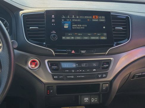 Used 2022 Honda Passport EX-L image 12