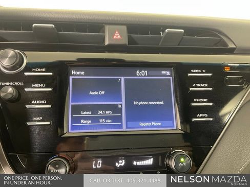 Used 2019 Toyota Camry SE FWD image 35