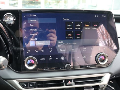 Certified 2025 Lexus RX 350 Premium Plus image 23