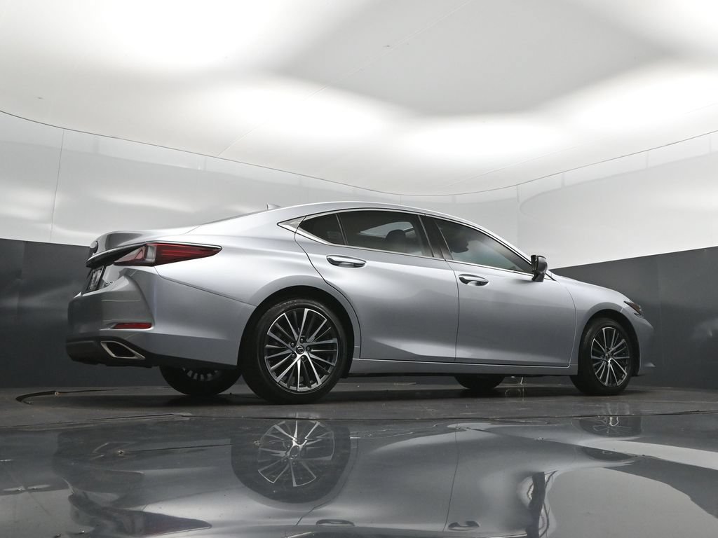 Used 2025 Lexus ES 350 w/ Premium Package FWD image 42