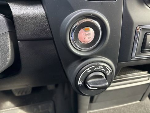 Certified 2024 Nissan Titan SV image 31