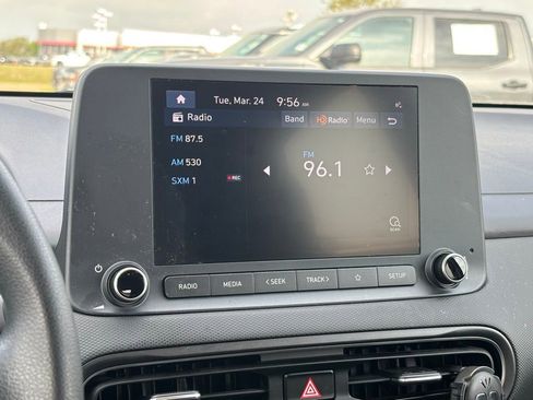 Used 2023 Hyundai Kona SEL image 19