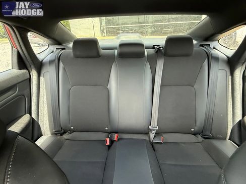 Used 2022 Honda Civic Sport image 32