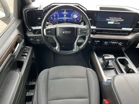 Used 2024 Chevrolet Silverado 1500 LT Trail Boss w/ Protection Package image 19