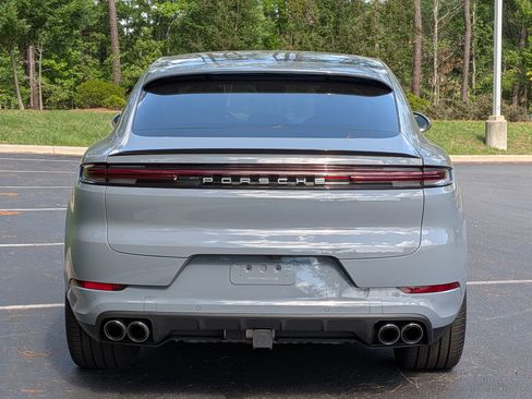 Used 2026 Porsche Cayenne S AWD/4WD image 23