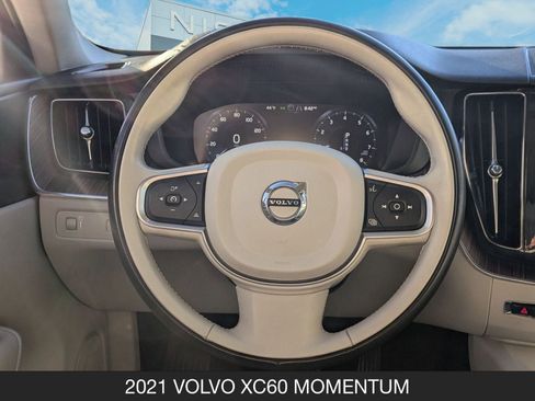 Used 2021 Volvo XC60 T5 Momentum image 12