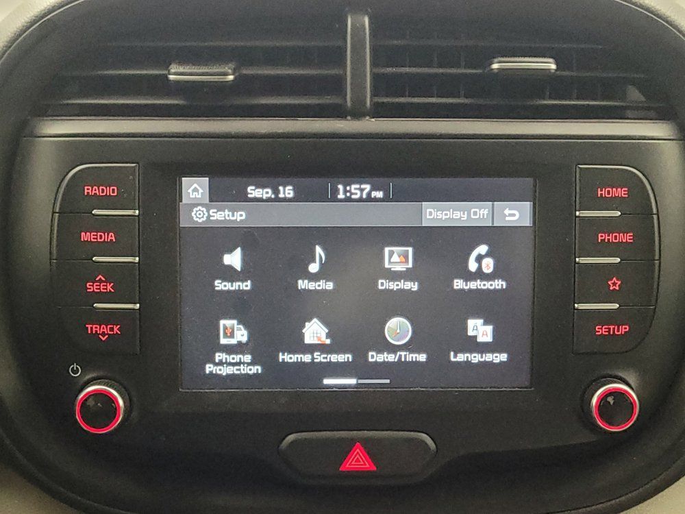 Used 2021 Kia Soul LX FWD image 25