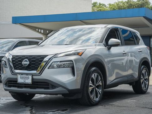 Used 2023 Nissan Rogue SV AWD/4WD image 3