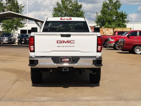 Used 2024 GMC Sierra 2500 Pro RWD image 6
