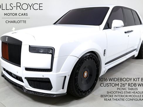 Used 2025 Rolls-Royce Cullinan AWD/4WD image 1