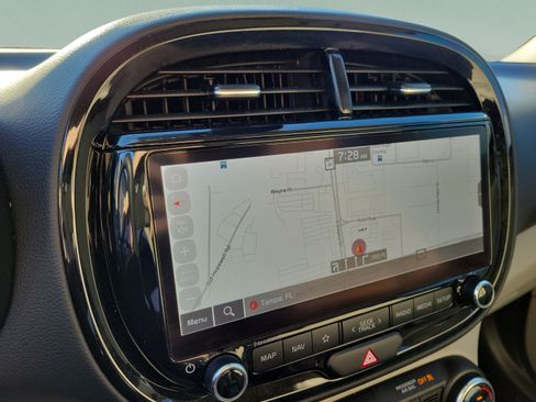 Certified 2024 Kia Soul EX FWD image 22