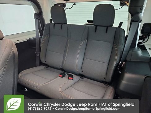 Used 2025 Jeep Wrangler Sport image 30