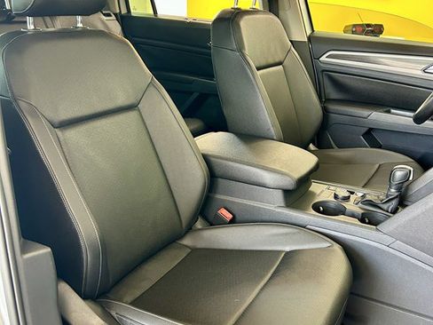 Used 2018 Volkswagen Atlas SE AWD/4WD image 16