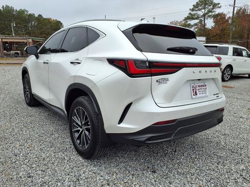 Used 2023 Lexus NX 350 AWD w/ Premium Package image 8