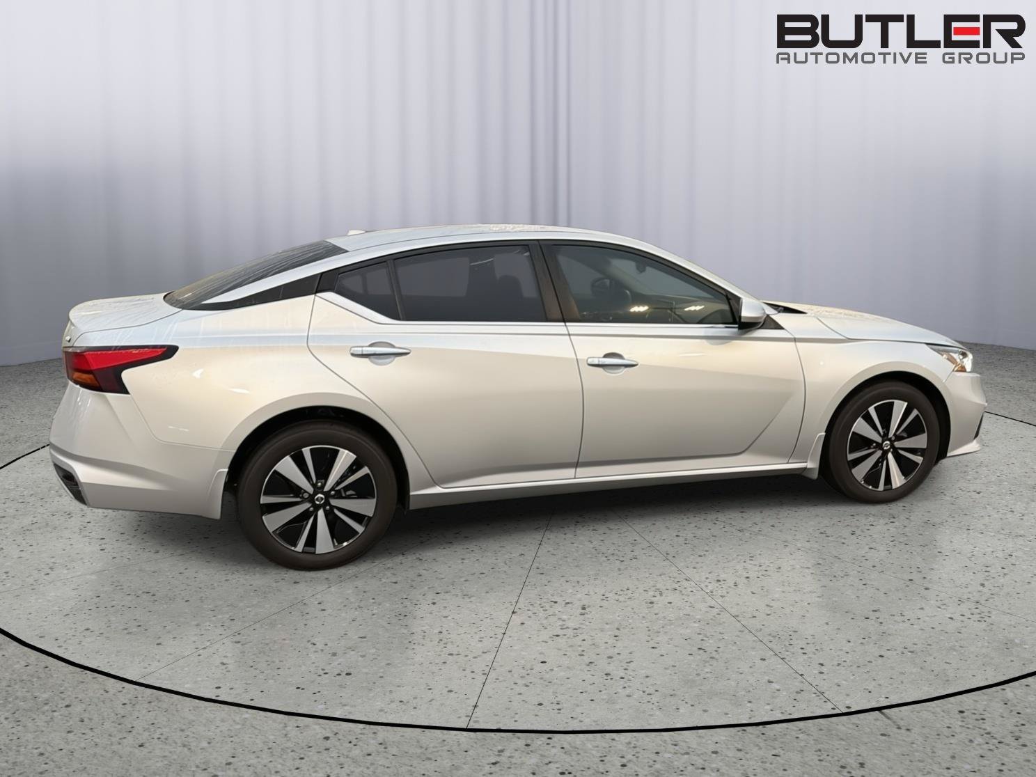 Used 2022 Nissan Altima 2.5 SV AWD/4WD image 7