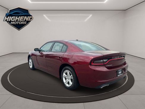 Used 2020 Dodge Charger SXT w/ Leather Interior Group image 4