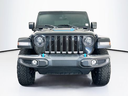 Used 2023 Jeep Wrangler Unlimited Rubicon 4xe w/ Cold Weather Group AWD/4WD image 2