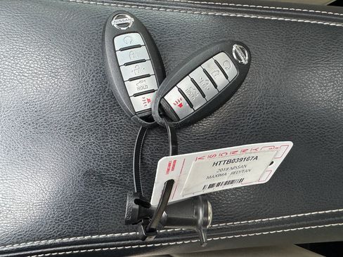 Used 2018 Nissan Maxima Platinum image 33