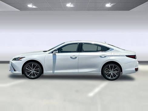Certified 2023 Lexus ES 250 w/ Premium Package AWD/4WD image 2