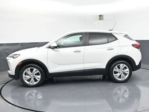 Used 2024 Buick Encore GX Preferred FWD image 4