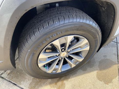 Used 2025 Chevrolet Equinox LT image 31