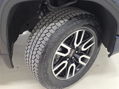 Used 2020 GMC Sierra 1500 AT4 w/ AT4 Premium Package AWD/4WD image 50