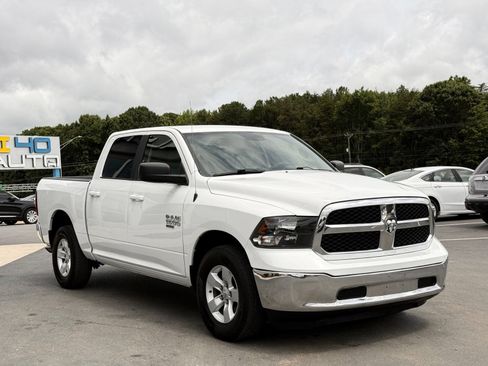 Used 2021 RAM 1500 Classic SLT AWD/4WD image 6