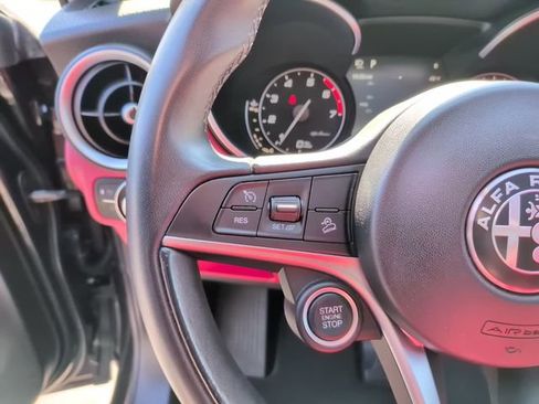 Used 2019 Alfa Romeo Stelvio w/ Nero Edizione image 24