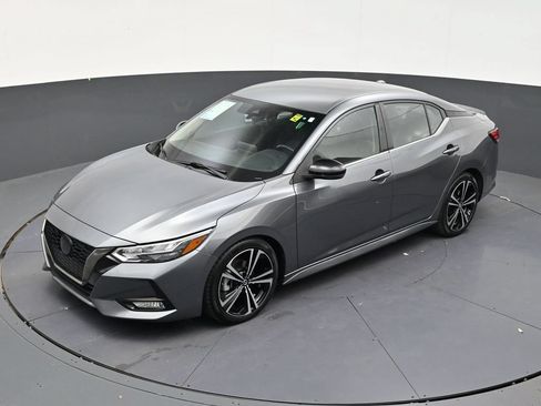 Used 2022 Nissan Sentra SR w/ Electronics Package FWD image 13