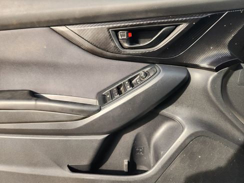 Used 2018 Subaru Crosstrek 2.0i Premium w/ Moonroof Package image 25