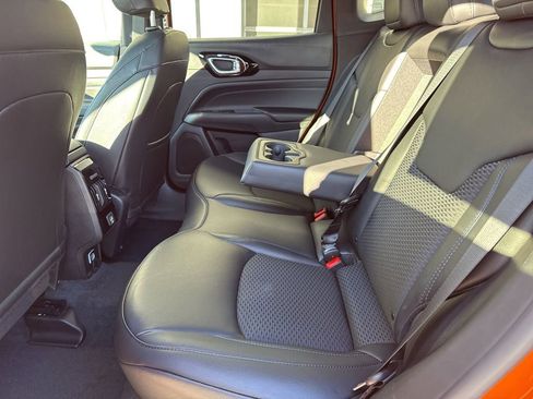 New 2026 Jeep Compass Latitude image 16