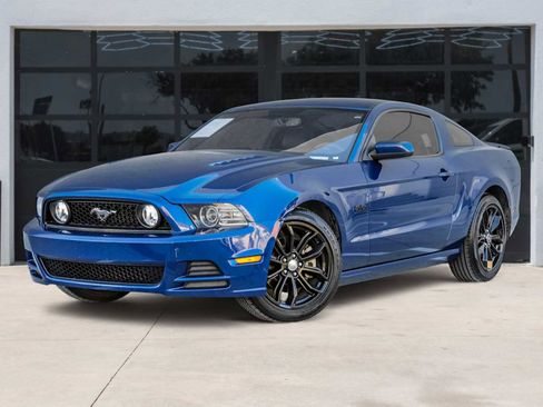 Used 2013 Ford Mustang GT Premium w/ Comfort Pkg image 1