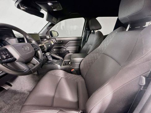 Used 2025 Toyota Tacoma SR5 RWD image 8