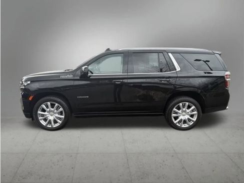 Used 2023 Chevrolet Tahoe High Country w/ Premium Package 2 AWD/4WD image 2