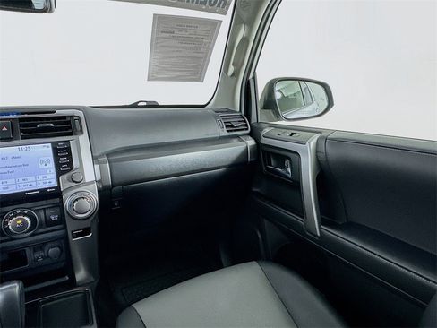 Used 2023 Toyota 4Runner SR5 Premium image 20