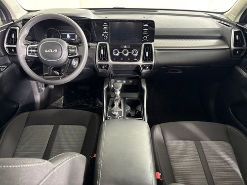 Used 2023 Kia Sorento LX FWD image 14