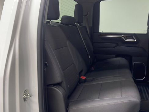 Used 2025 Chevrolet Silverado 2500 LT w/ Convenience Package AWD/4WD image 19