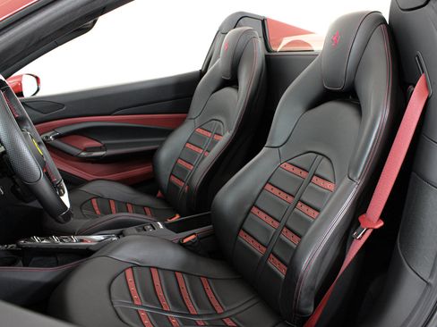 Certified 2023 Ferrari F8 Tributo RWD image 46
