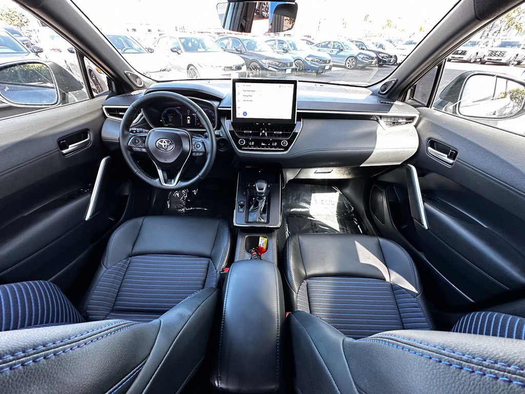 Used 2026 Toyota Corolla Cross AWD Hybrid w/ Convenience Package image 19