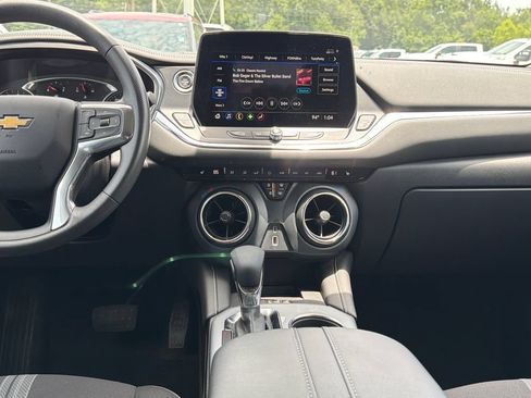 Certified 2024 Chevrolet Blazer LT w/ Convenience Package FWD image 24
