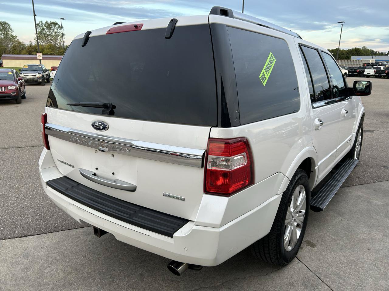 Used 2015 Ford Expedition Platinum AWD/4WD image 5