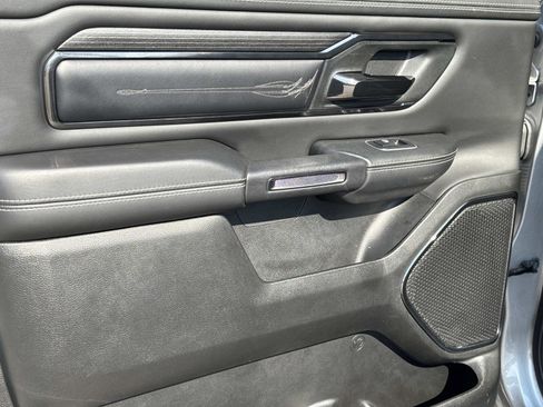 Used 2022 RAM 1500 Limited w/ Body Color Bumper Group image 10