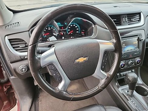 Used 2017 Chevrolet Traverse LT AWD/4WD image 10