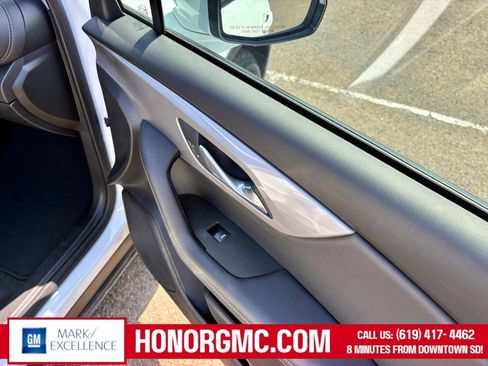 Used 2023 Chevrolet Blazer LT image 24