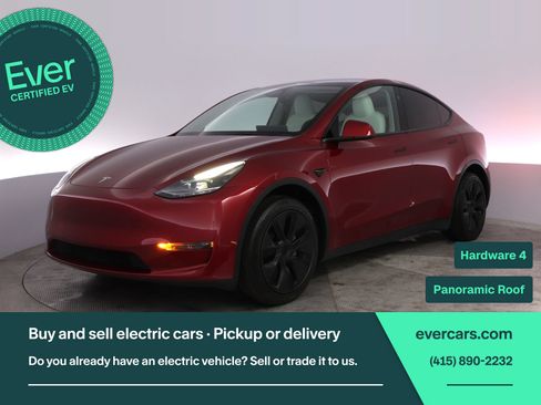 Used 2025 Tesla Model Y Long Range RWD image 1