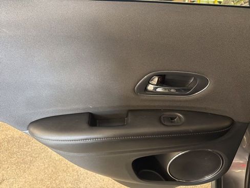 Used 2021 Honda HR-V EX image 20