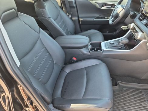 Used 2024 Toyota RAV4 Limited w/ Advanced Technology Package AWD/4WD image 22